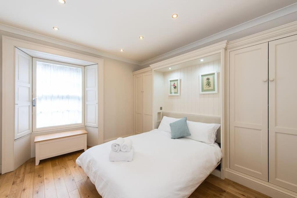 Self Catering , City Centre Apartment With Parking EDI Exteriér fotografie